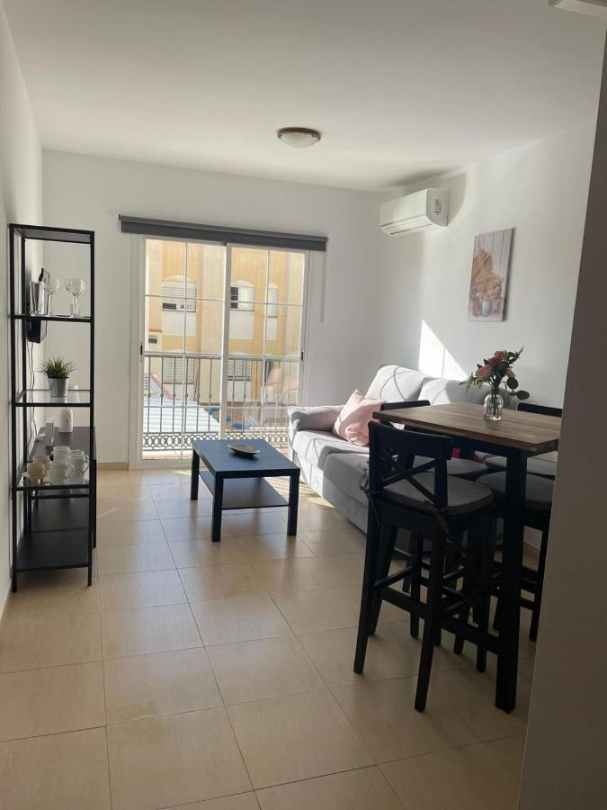 Apartamento en el centro de Nerja. Exterior foto