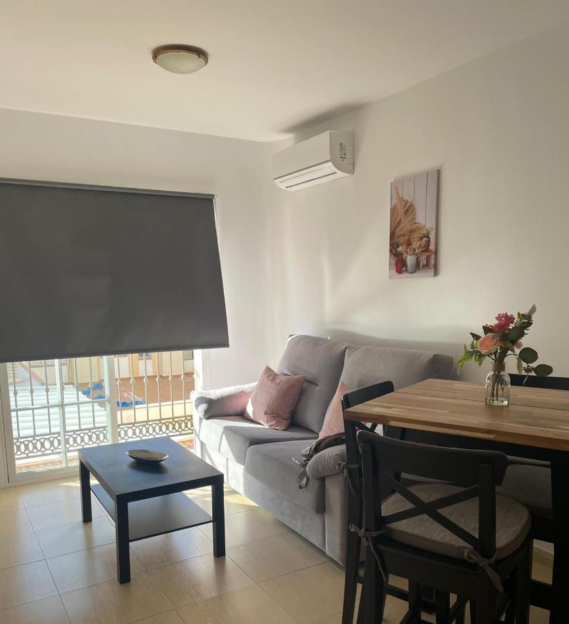 Apartamento en el centro de Nerja. Exterior foto
